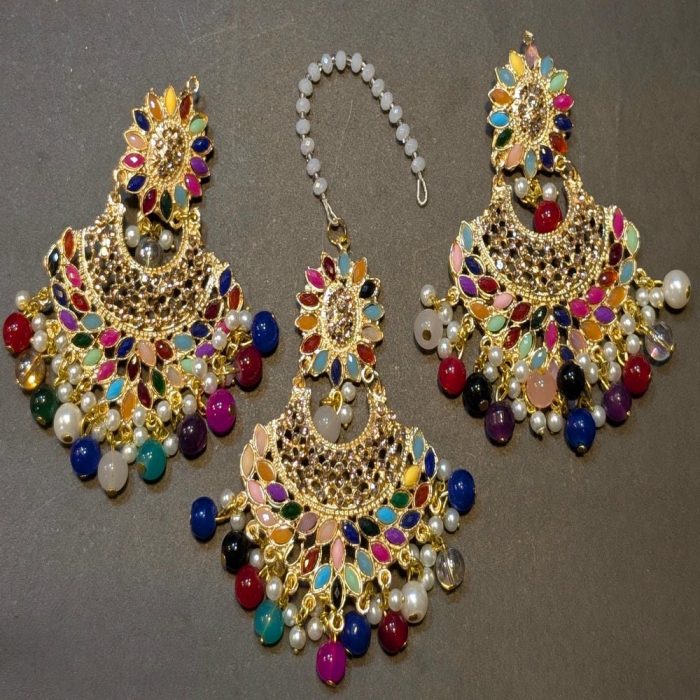 Elegant Bindi Kanta Earrings - Image 10
