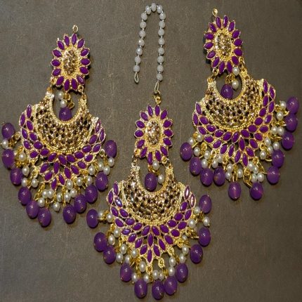 Elegant Bindi Kanta Earrings