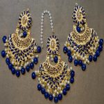 Elegant Bindi Kanta Earrings - Image 3
