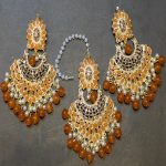 Elegant Bindi Kanta Earrings - Image 2